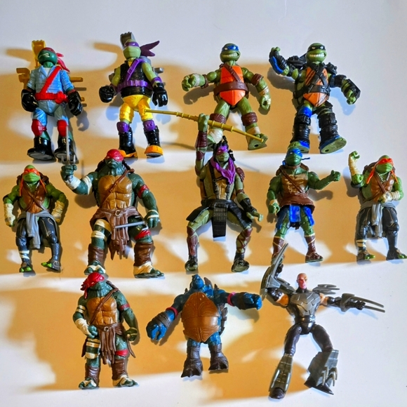 Teenage Mutant Ninja Turtles collection lot of 12 in excellent condition TMNT 🐢 - Picture 1 of 16